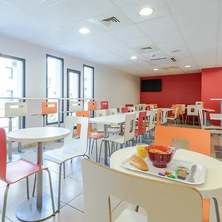 Hotel Eco Centre Les Minimes La Rochelle (Charente-Maritime)